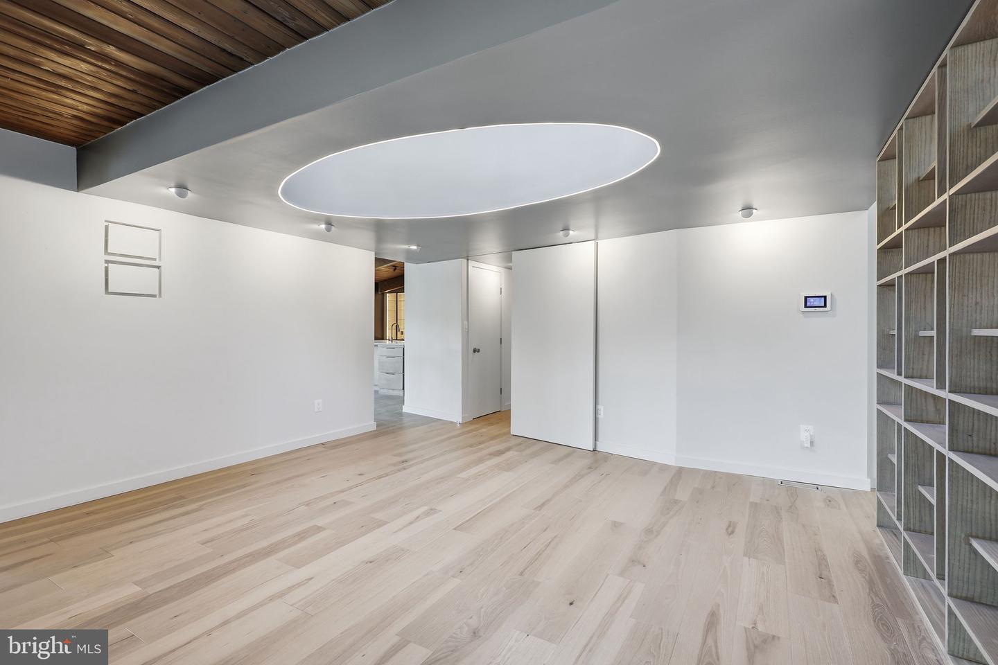 11216 S Shore Road, Reston, VA 20190 — photo 2