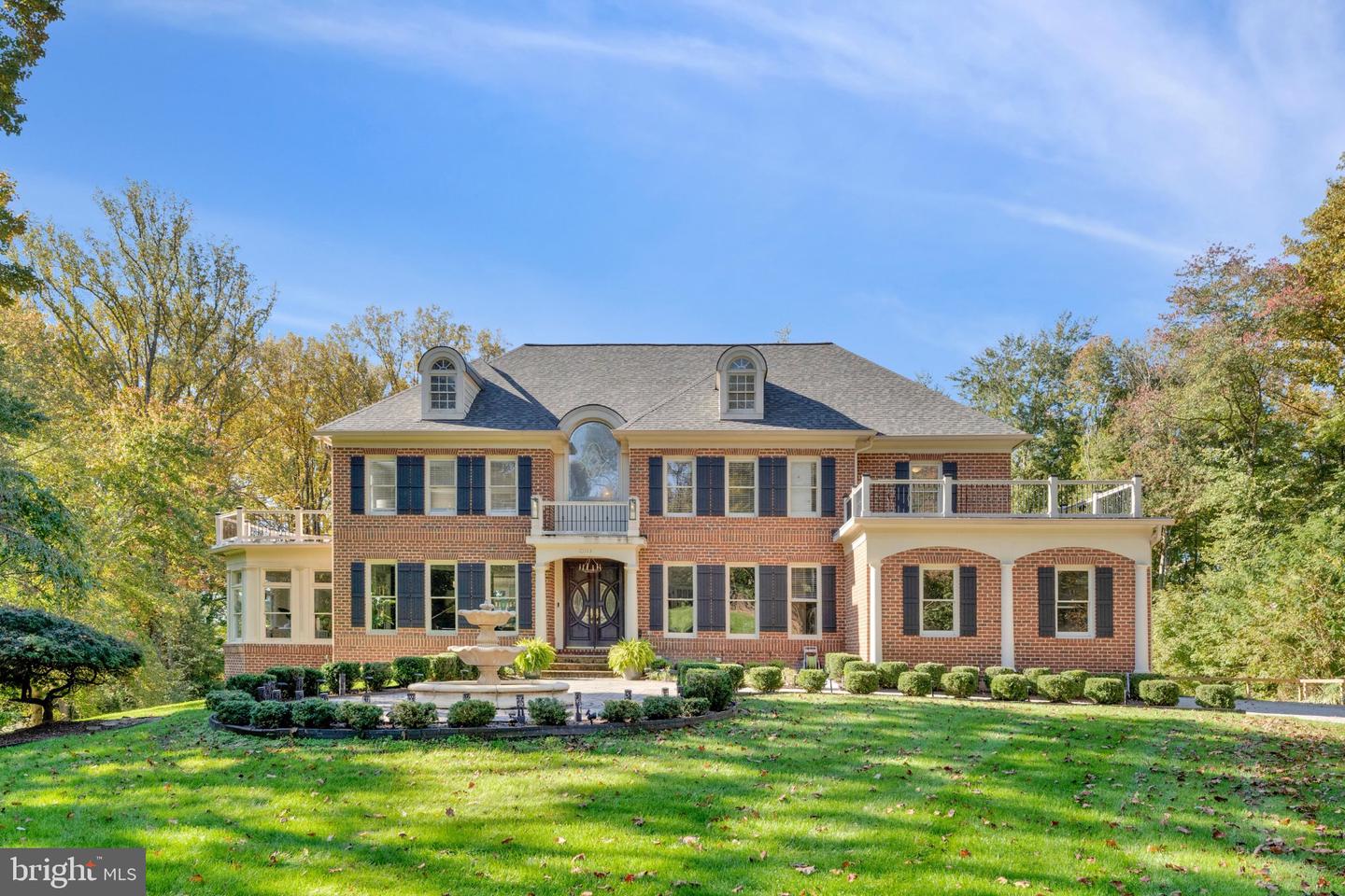 10313 Forest Maple Rd — photo
