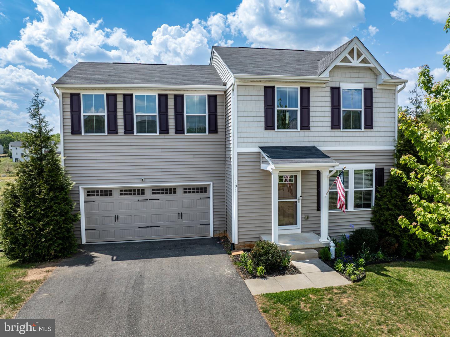 101 Richards Ct — photo