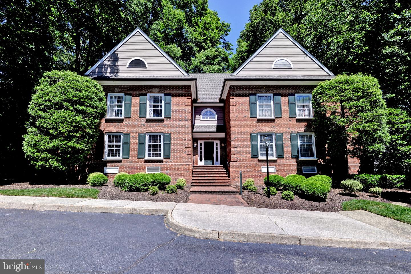 208 Woodmere Dr #C — photo