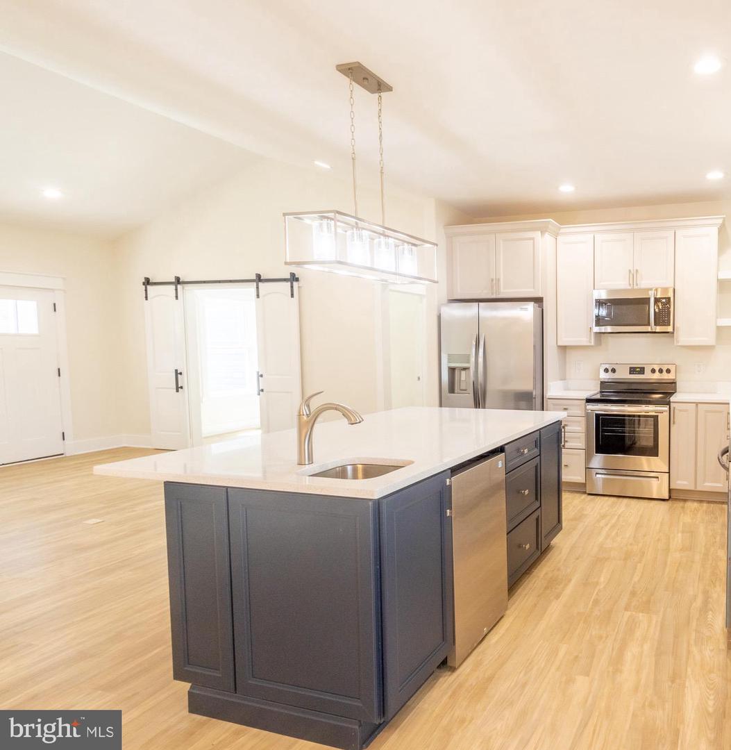 Lot 4 Windsor Dr. — photo