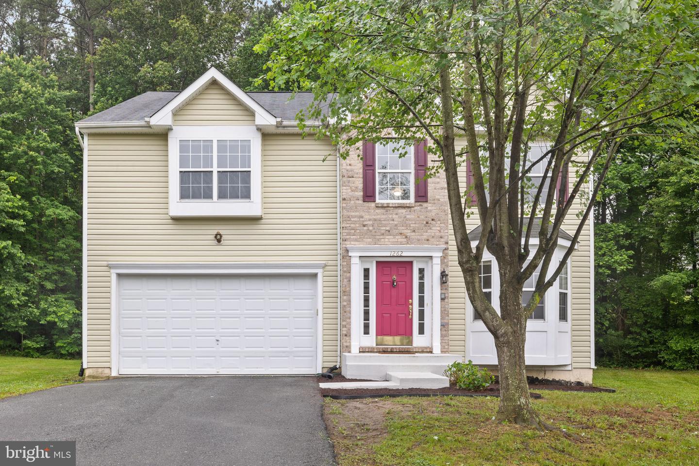 1262 Winfield Ct — photo