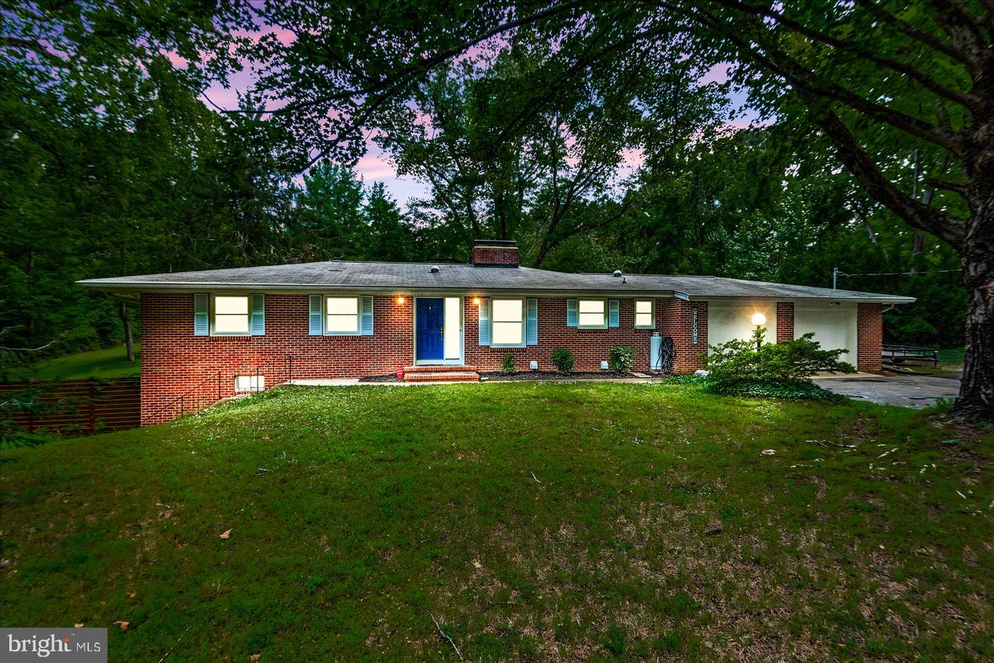 11220 Dahlgren Rd — photo