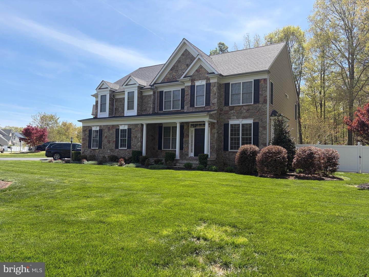 4397 Chatham Dr — photo