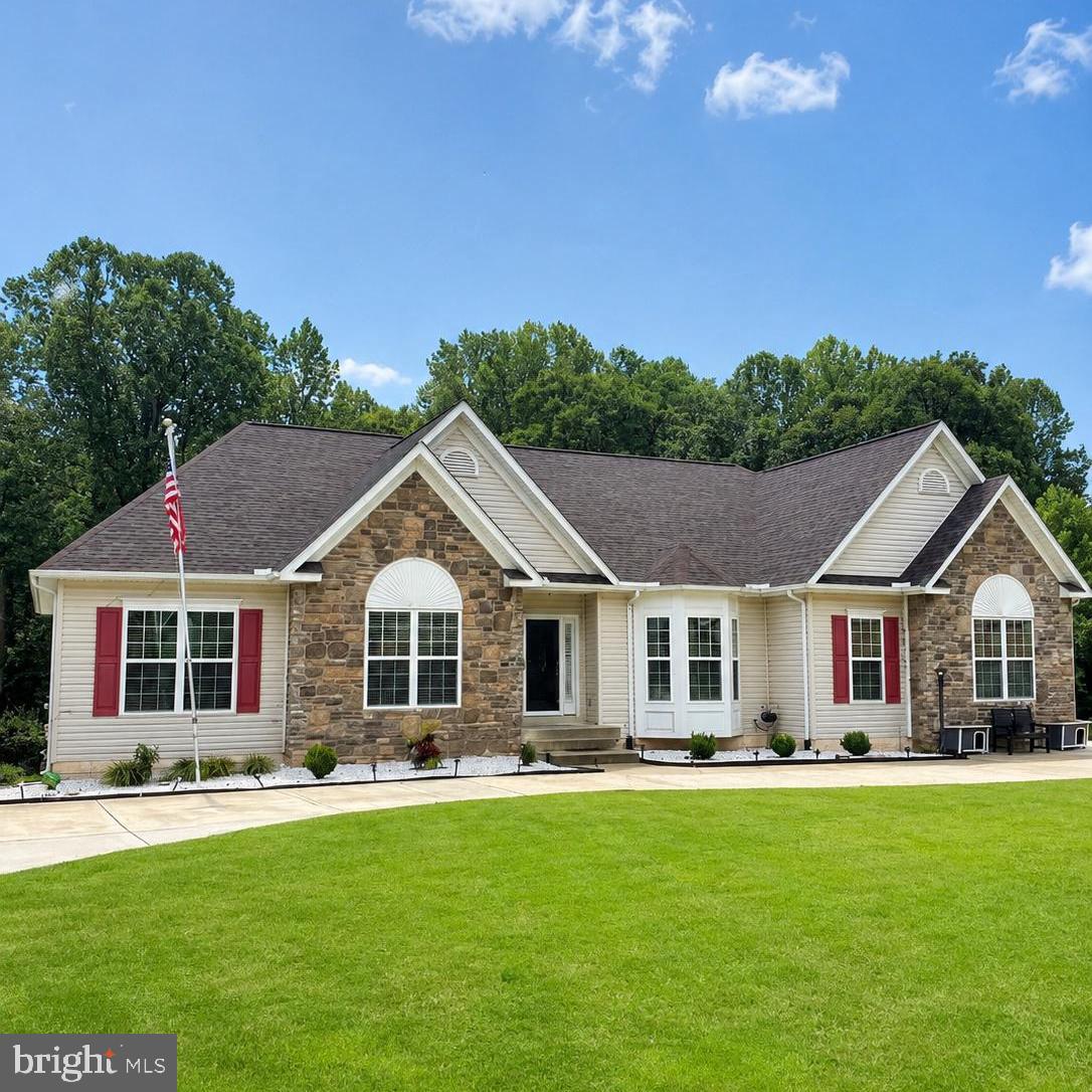 6813 N Stuart Rd — photo