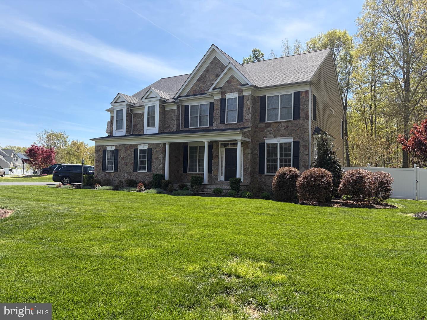 4397 Chatham Dr — photo