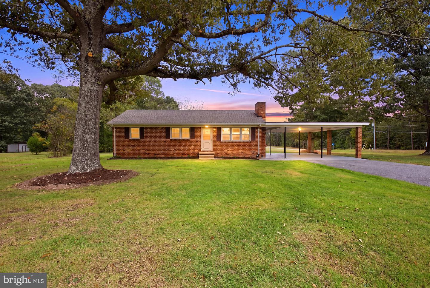13130 Round Hill Rd — photo