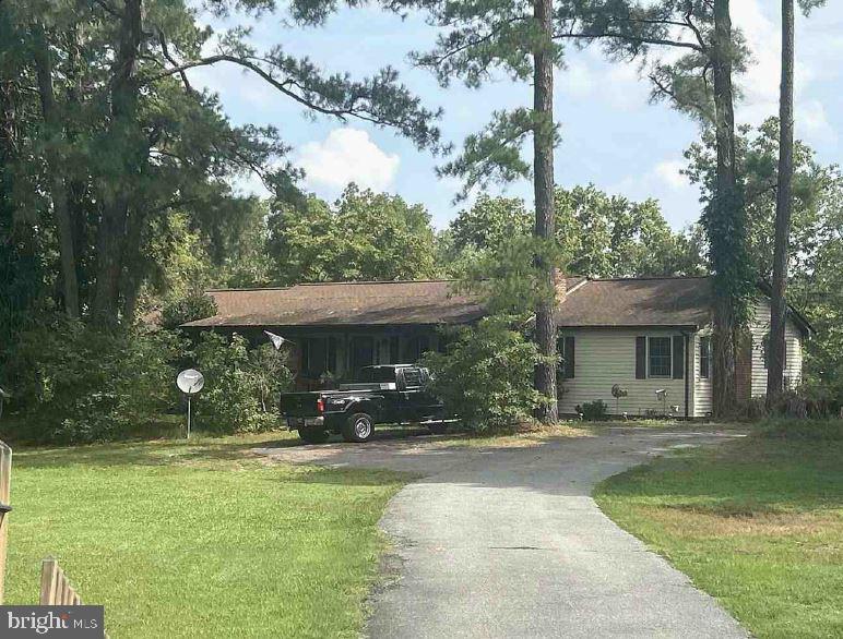 5915 Canterbury Rd — photo