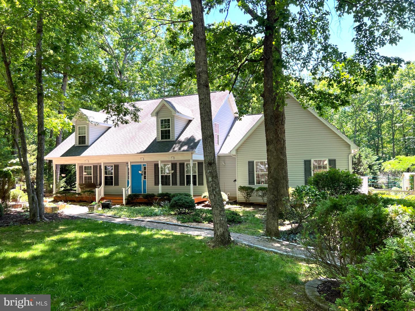724 Mitchell Point Rd — photo