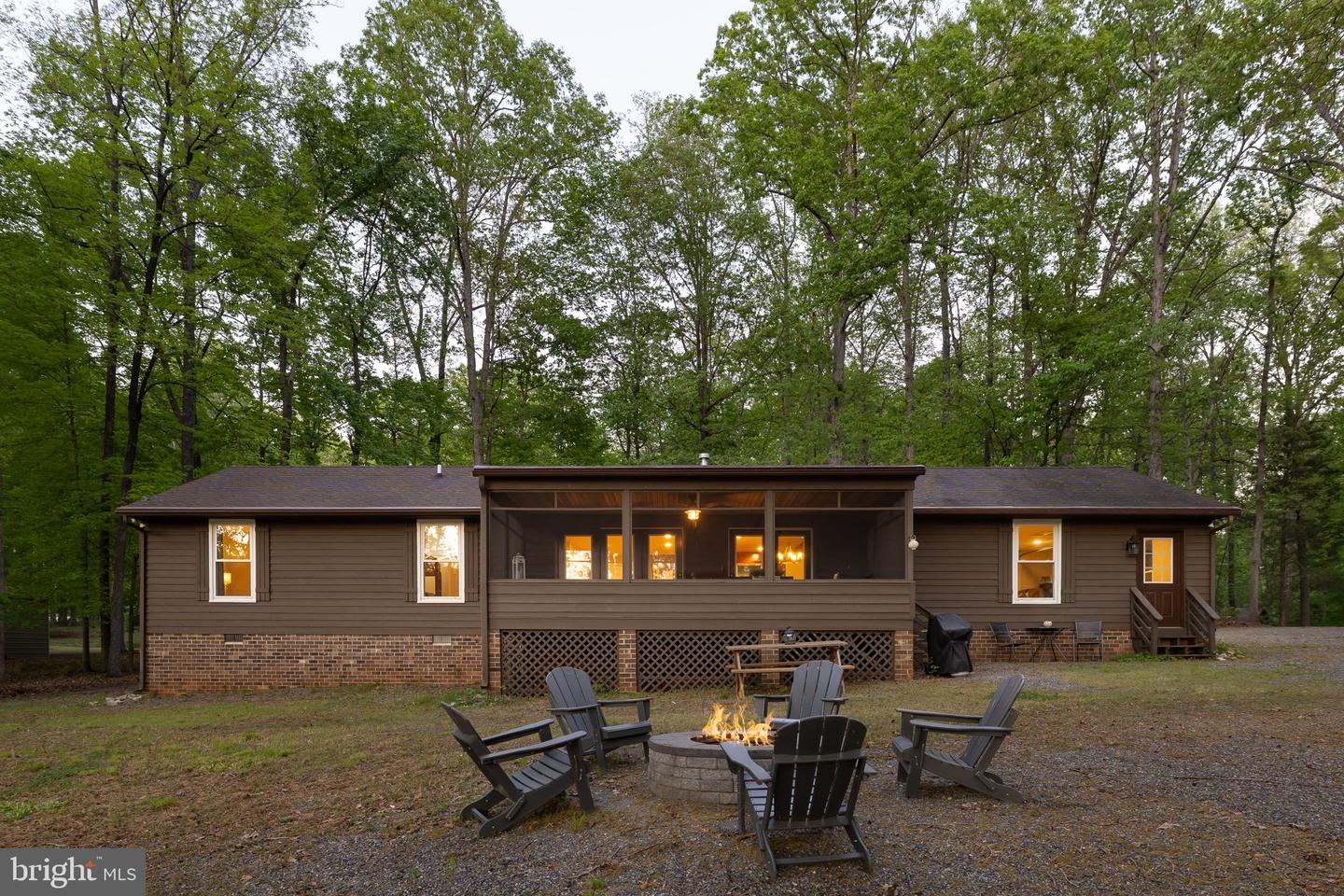 154 Becky Ct — photo