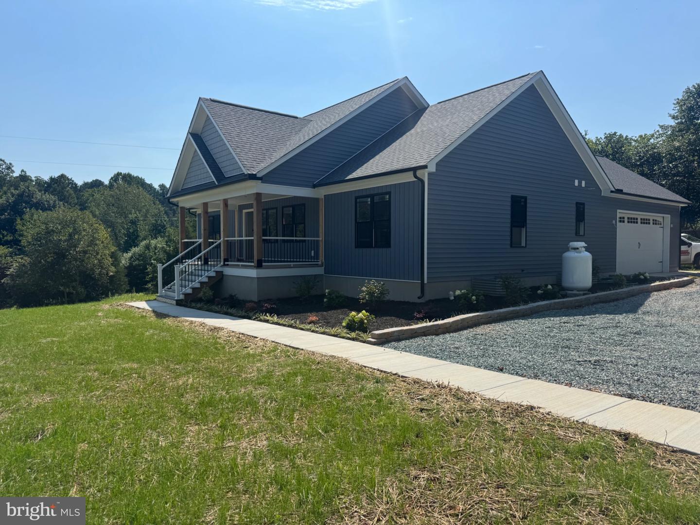 7705 Three Notch Rd — photo