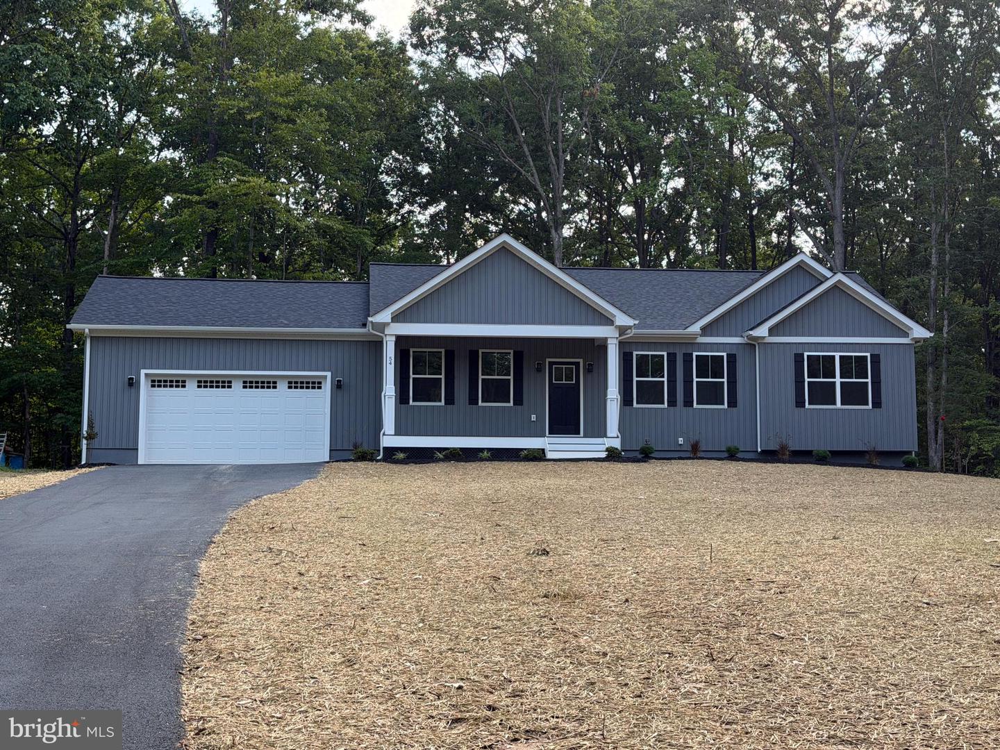 54 Laurel Dr — photo