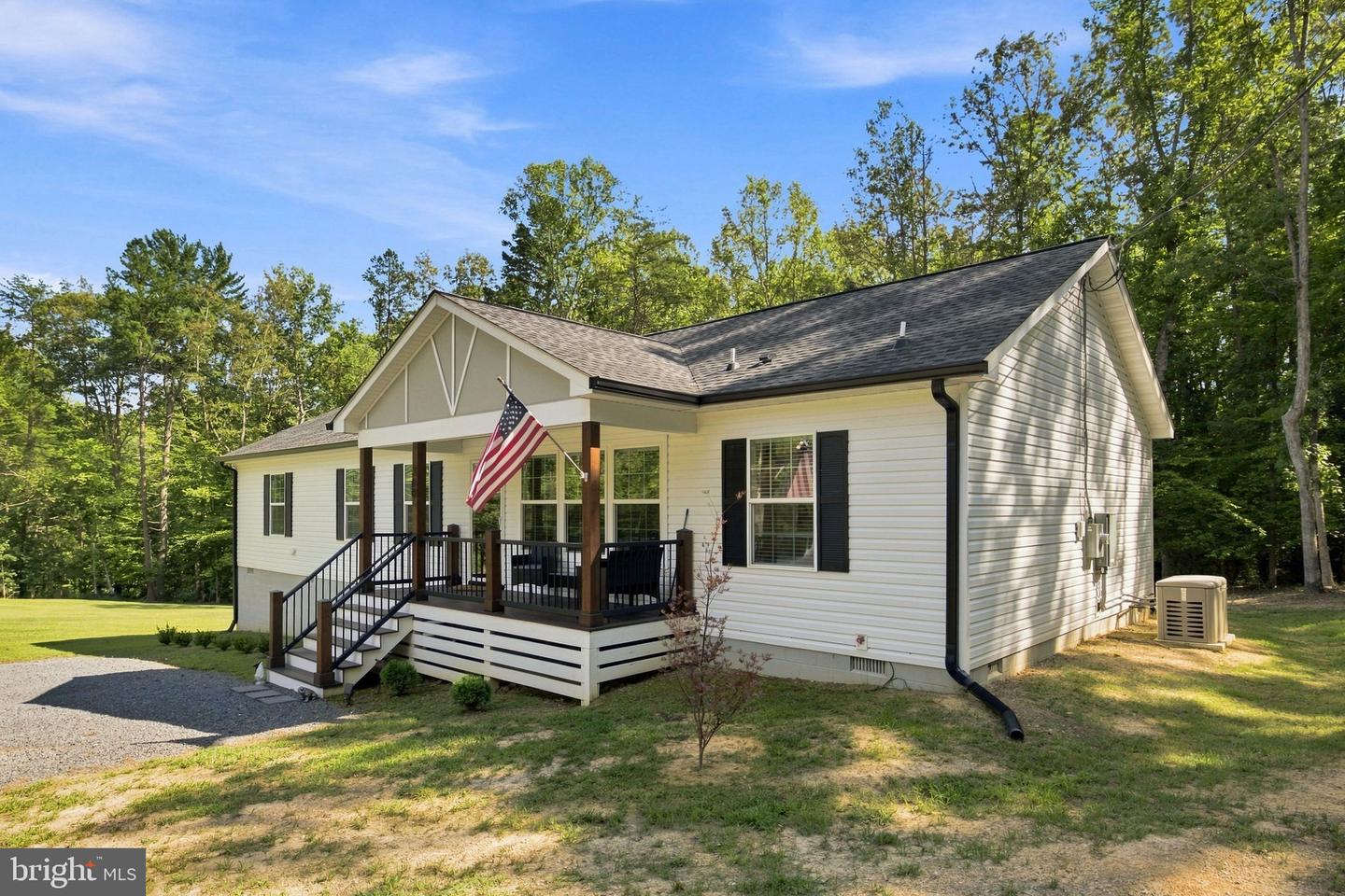360 Dogwood Lake — photo