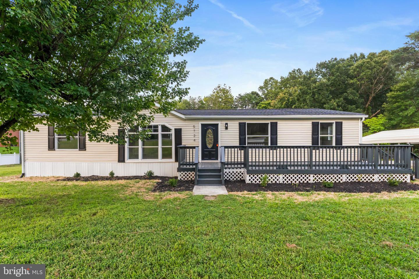 5724 Zachary Taylor Hwy — photo