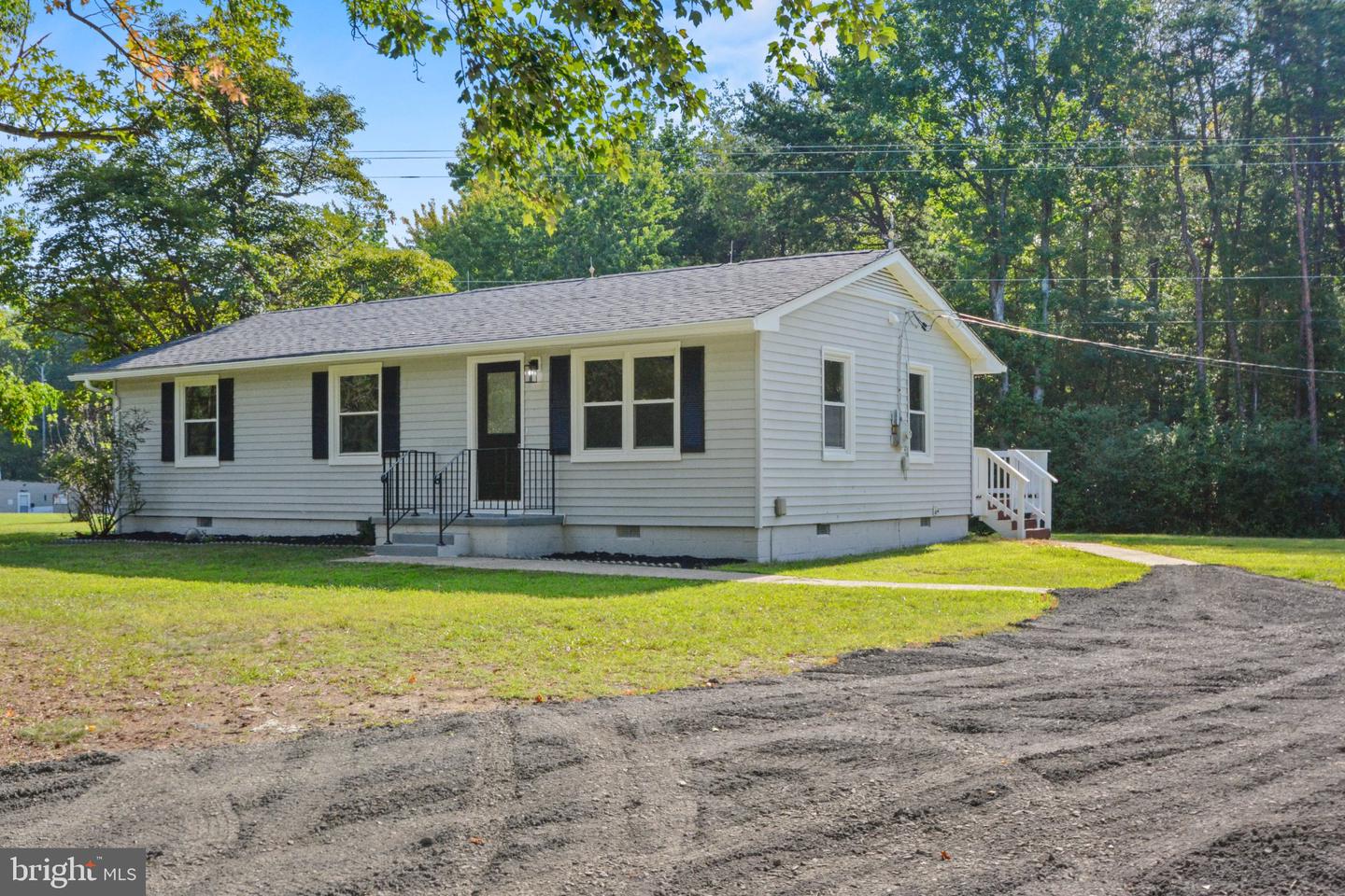 1802 Zachary Taylor Hwy — photo