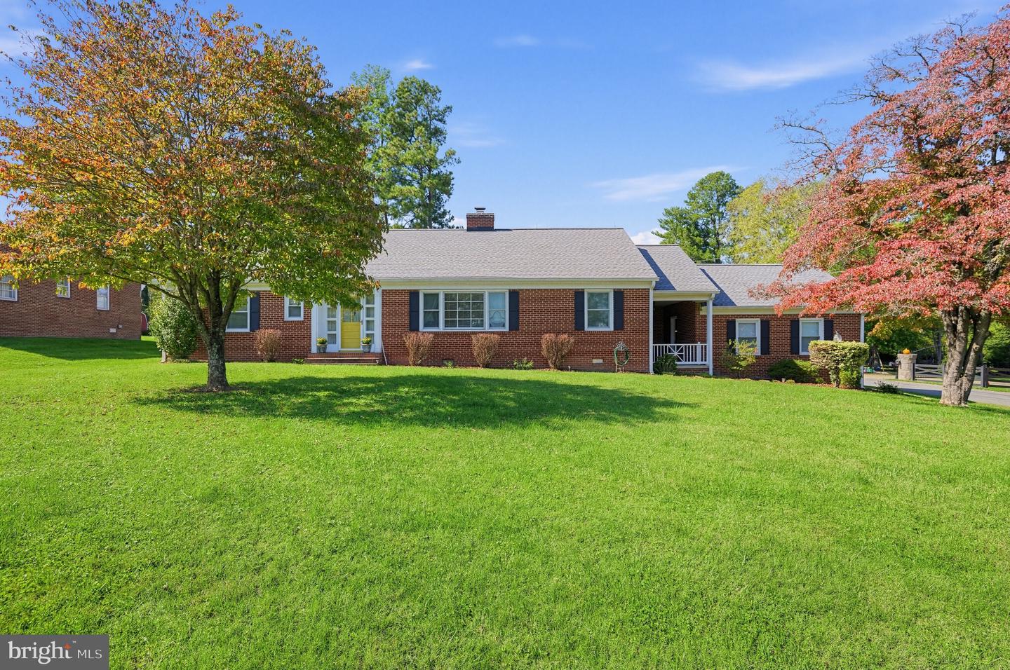 110 Ellisville Dr — photo