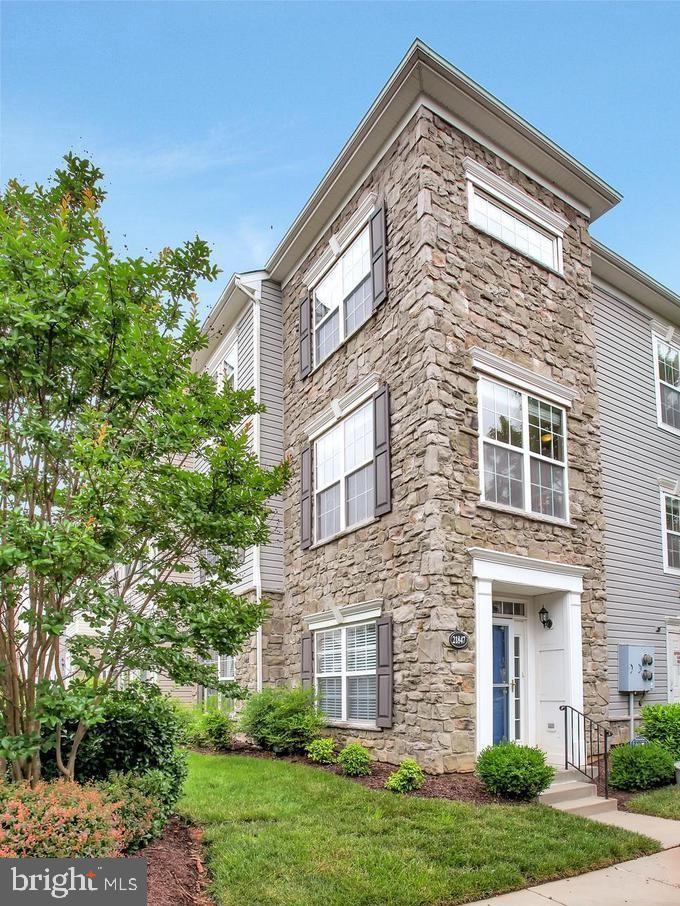 21847 Kelsey Sq #21847 — photo