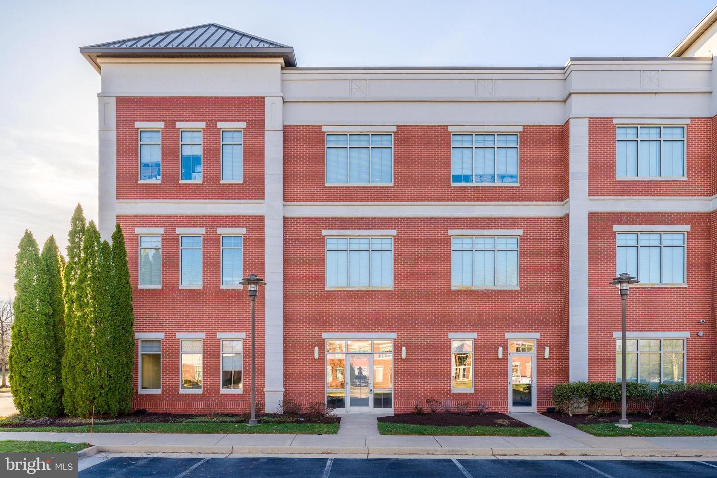19441 Golf Vista Plz #110 — photo