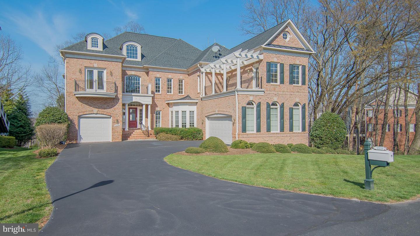 18208 Shinniecock Hills Pl — photo