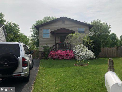 410 Hummer Ct — photo