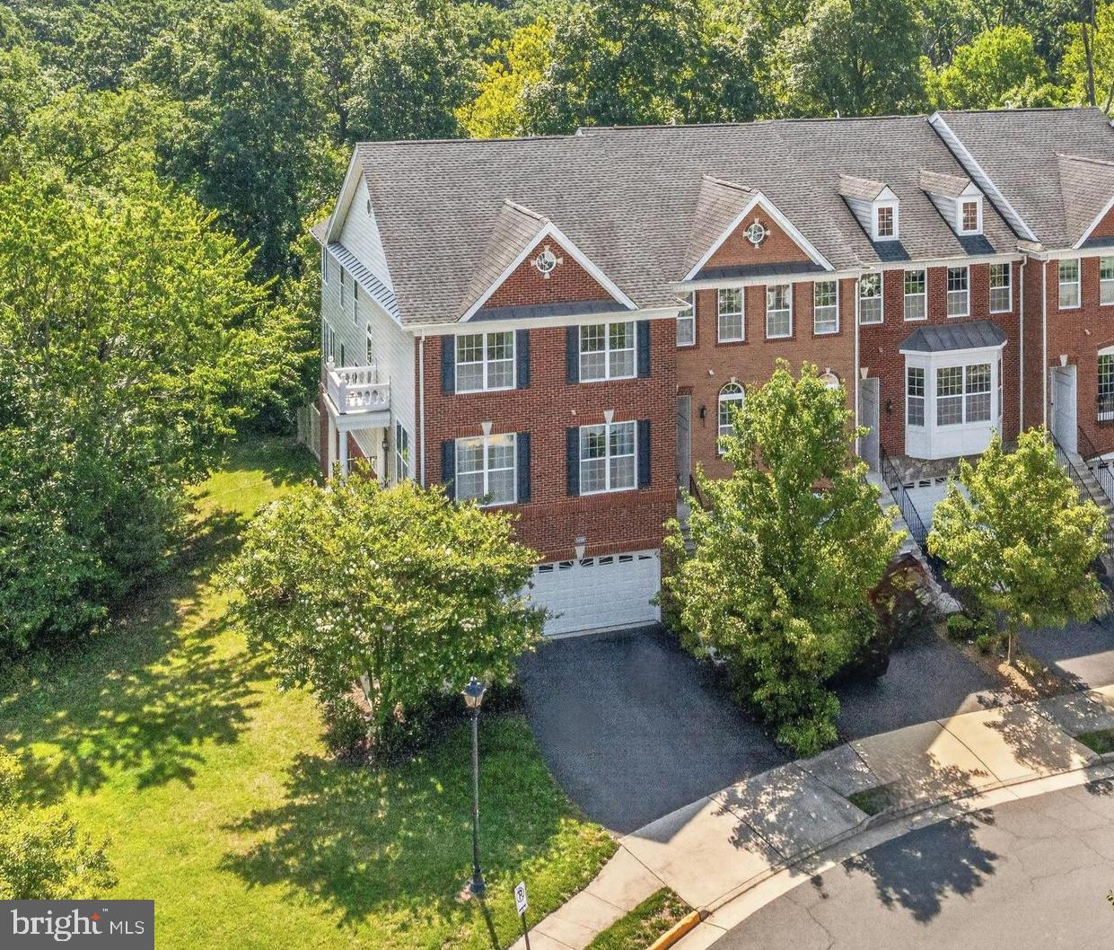 43283 Mitcham Sq — photo