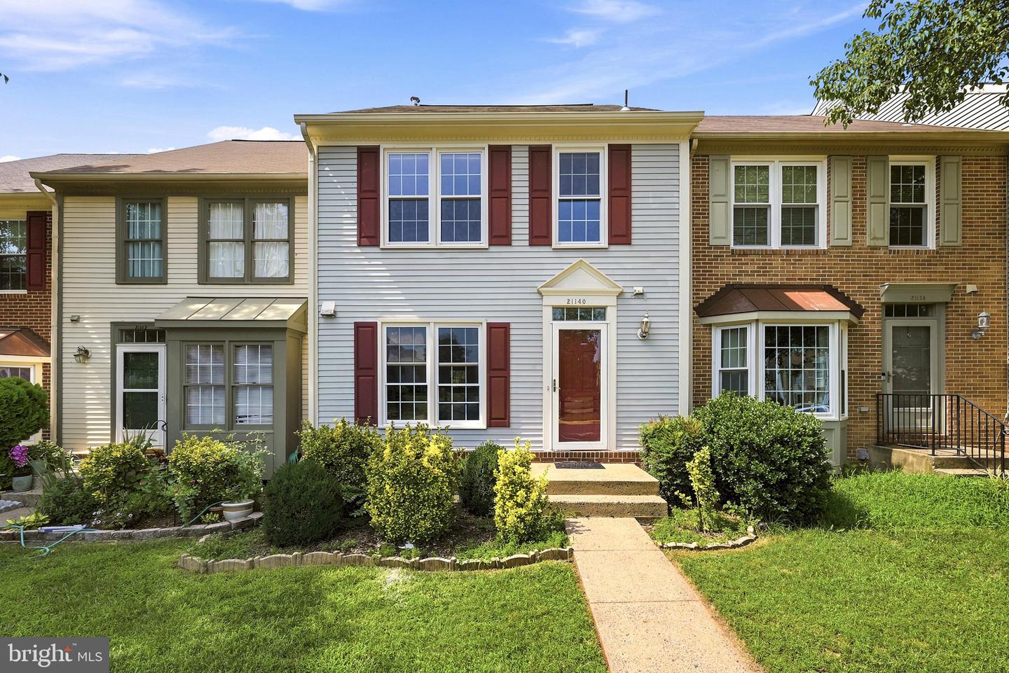 21140 Winding Brook Sq — photo