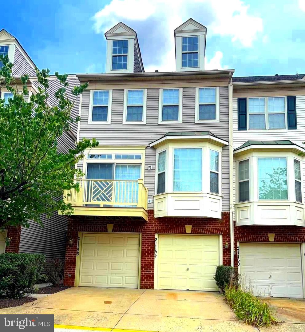 21156 Domain Ter — photo