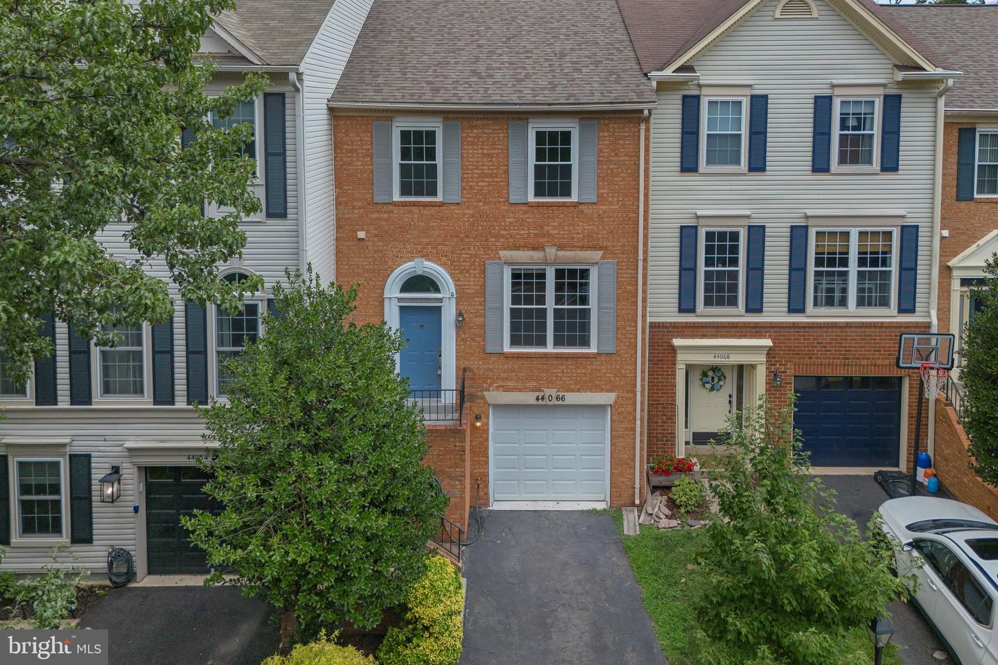 44066 Gala Cir — photo