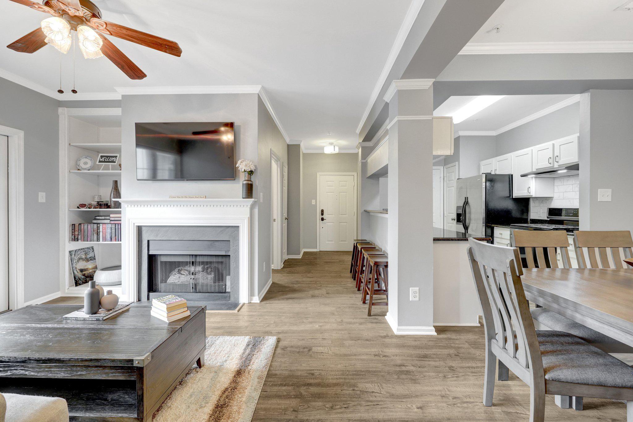 20417 Riverbend Sq #201 — photo