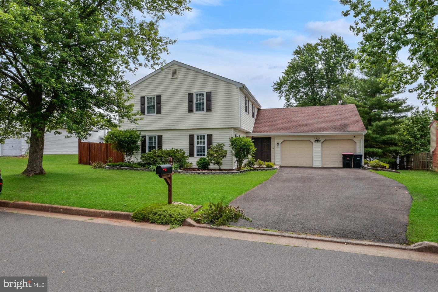 103 Cherry Tree Ct — photo