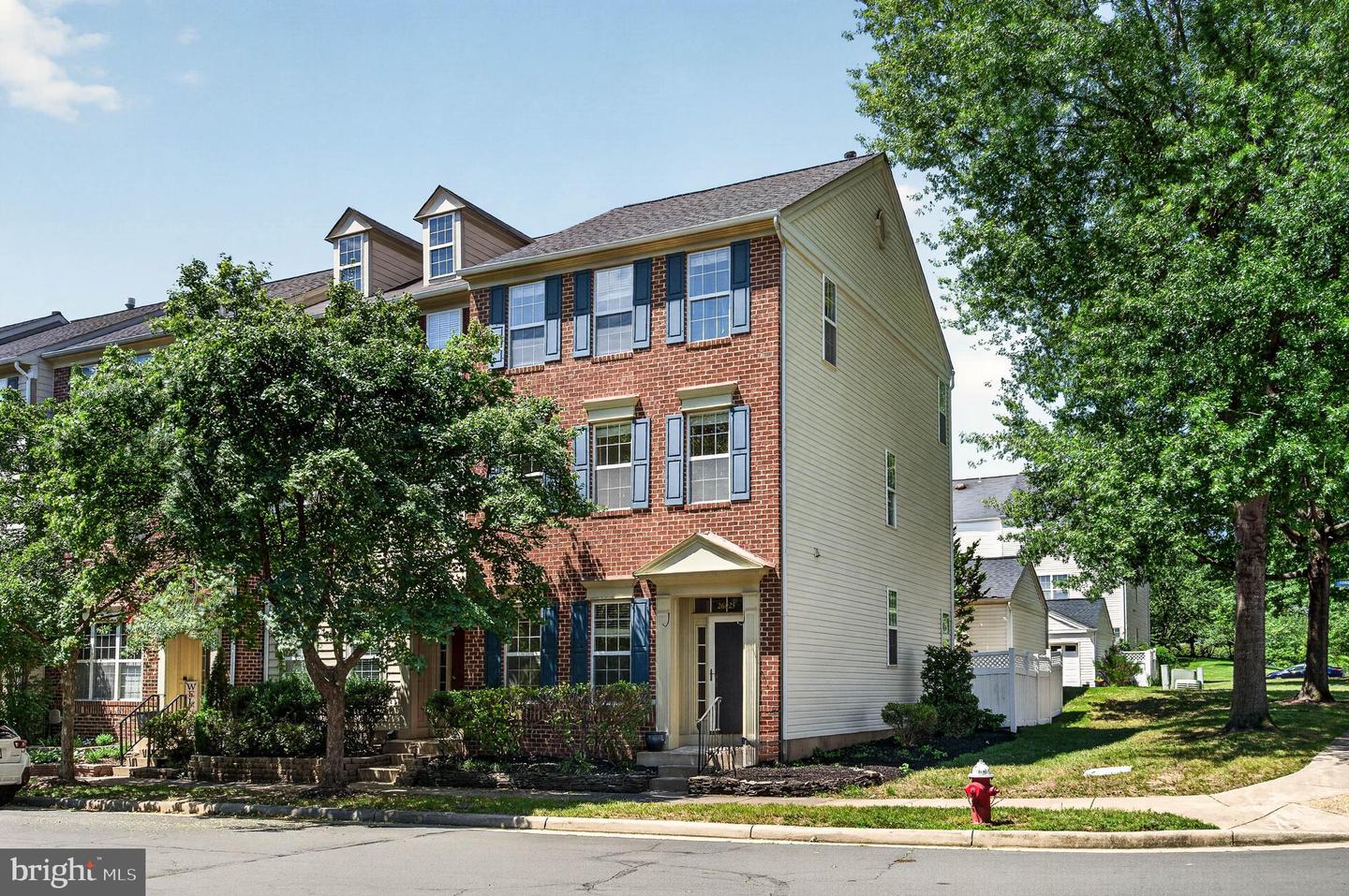 26025 Murrey Dr — photo