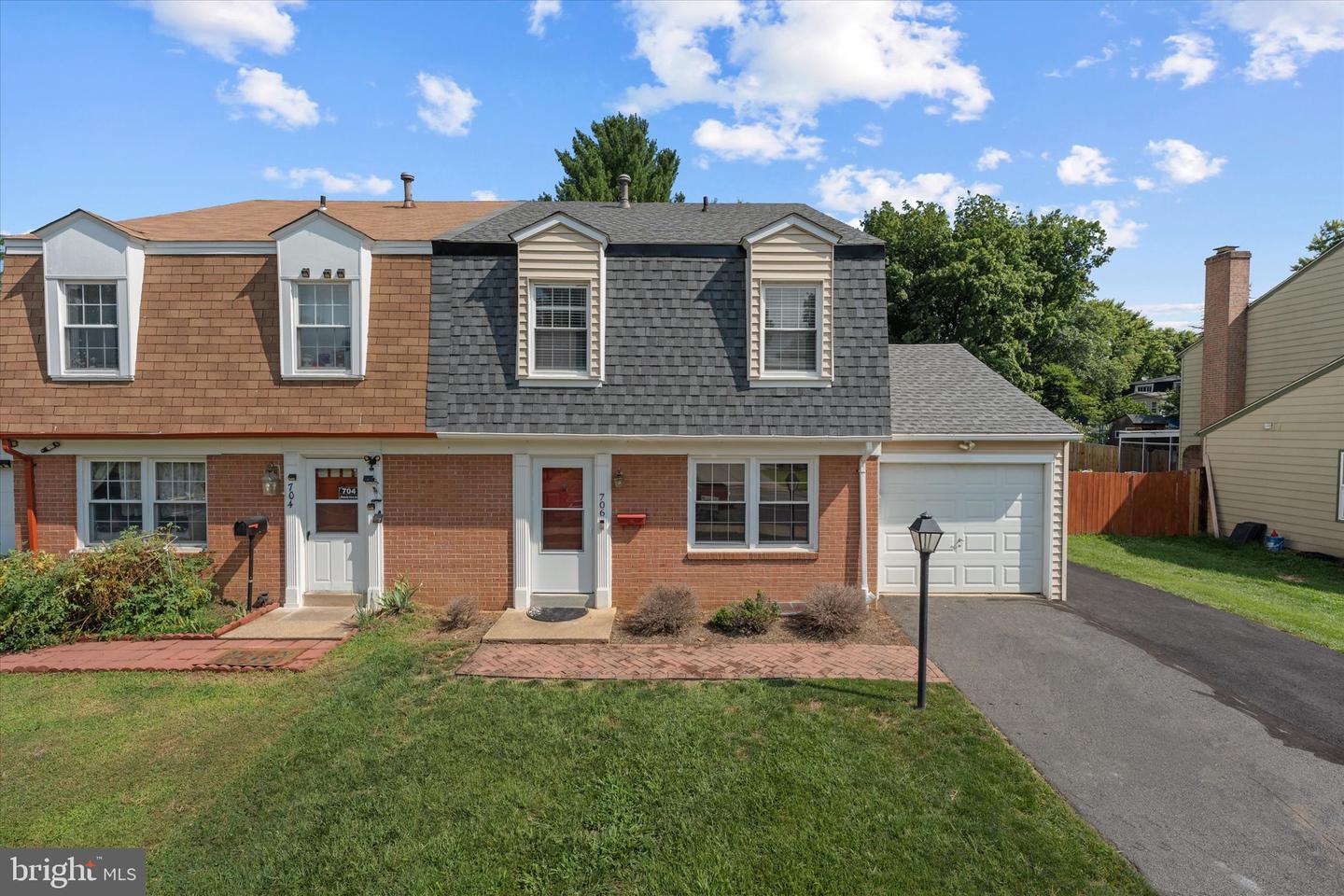 706 Edwards Ferry Road NE, Leesburg, VA 20176 — photo 2
