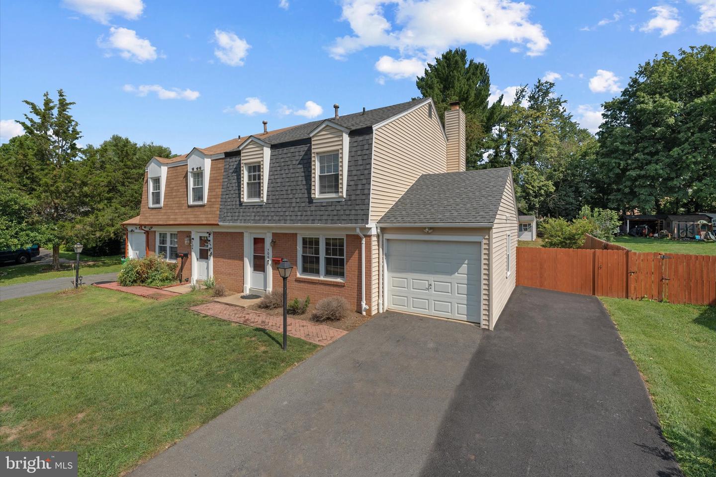 706 Edwards Ferry Road NE, Leesburg, VA 20176 — photo 3