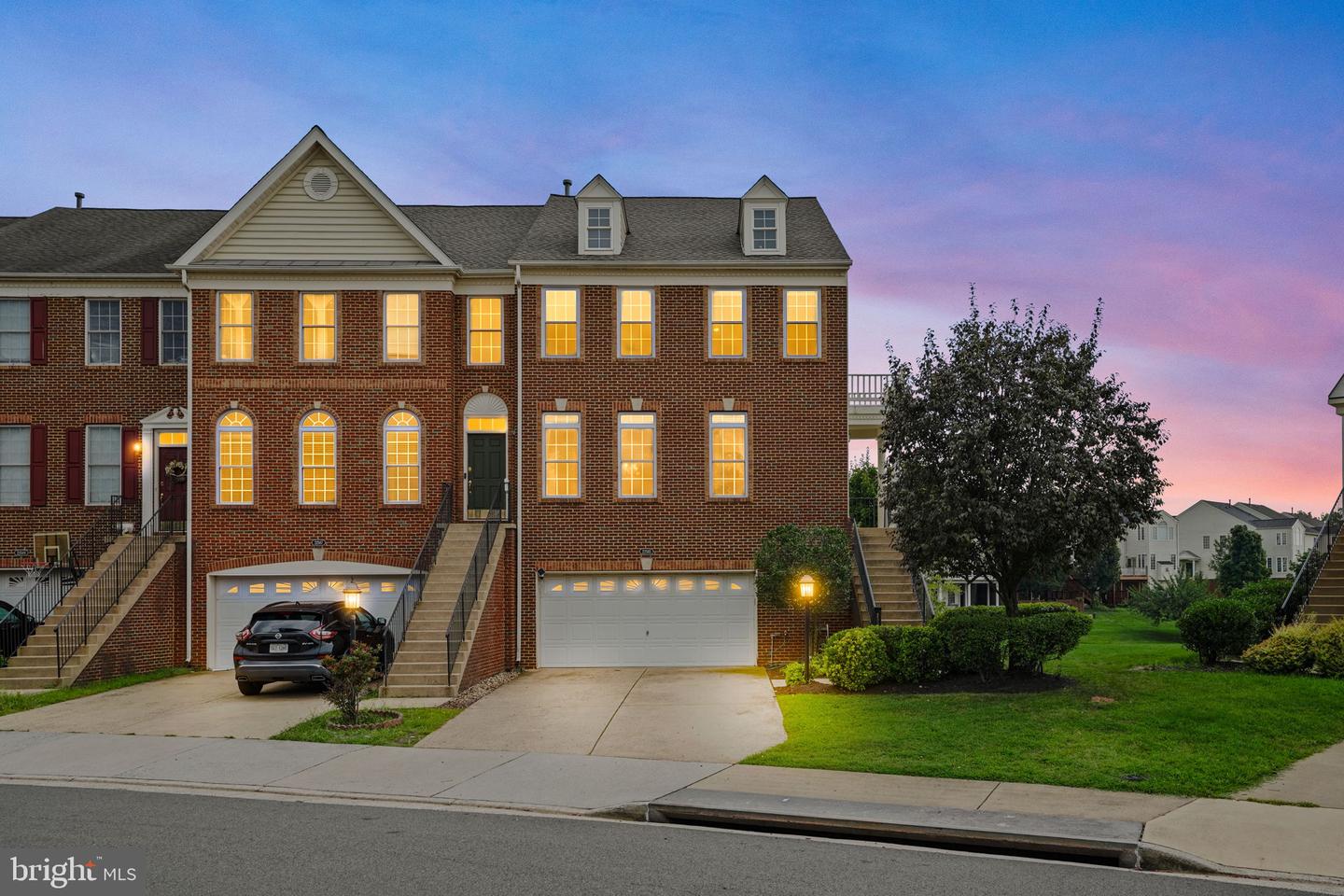 22585 Welborne Manor Sq — photo