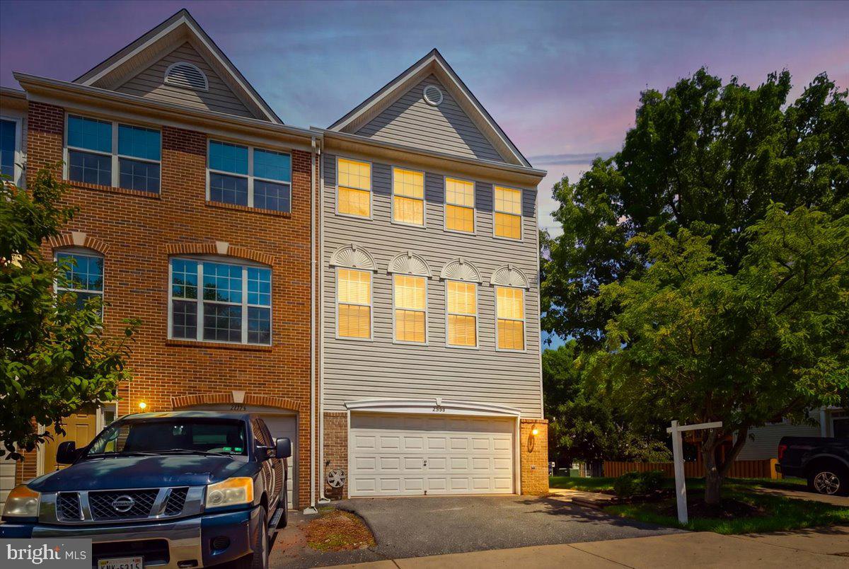 21760 Brondesbury Park Ter — photo