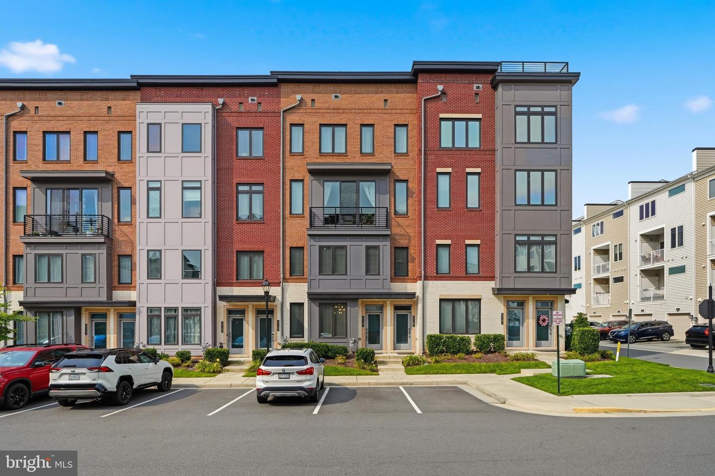 43185 Mongold Sq — photo