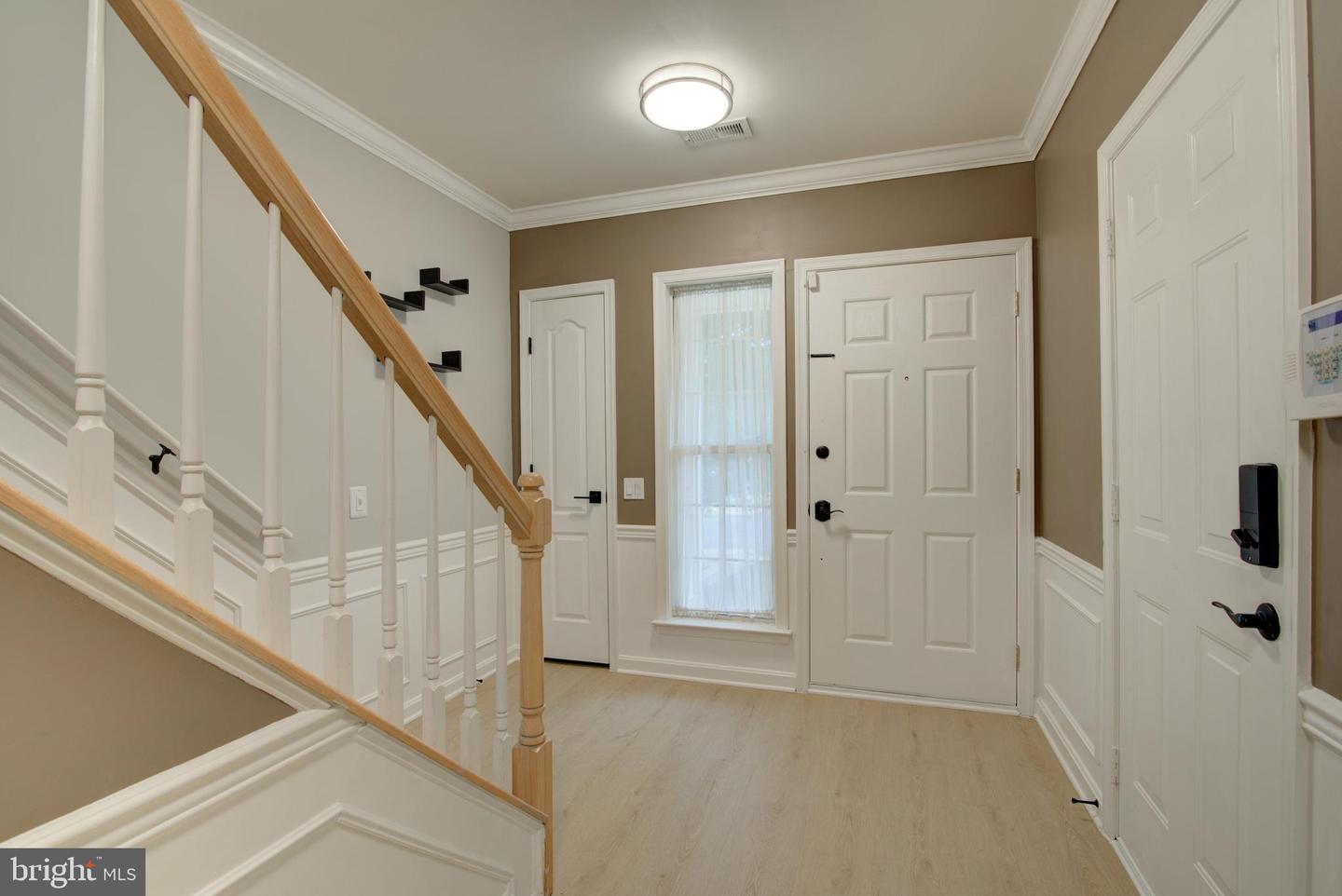 20867 Trinity Square, Sterling, VA 20165 — photo 3