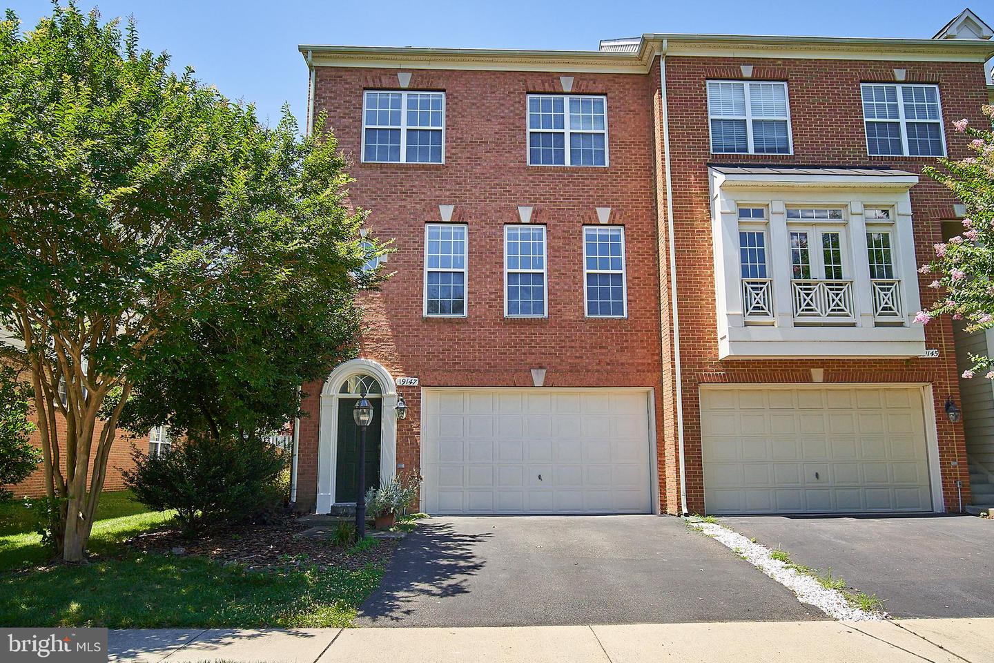 19147 Commonwealth Ter — photo