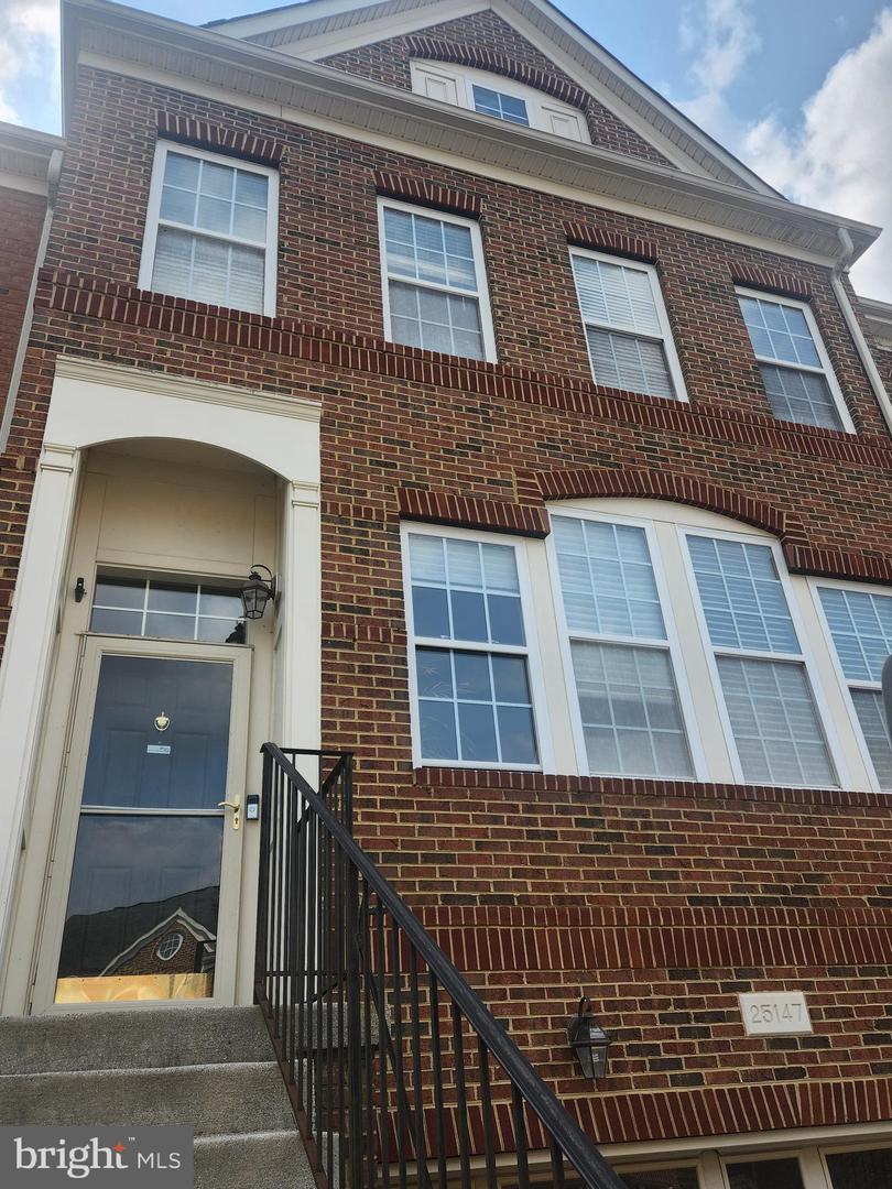 25147 Cutgrass Ter — photo