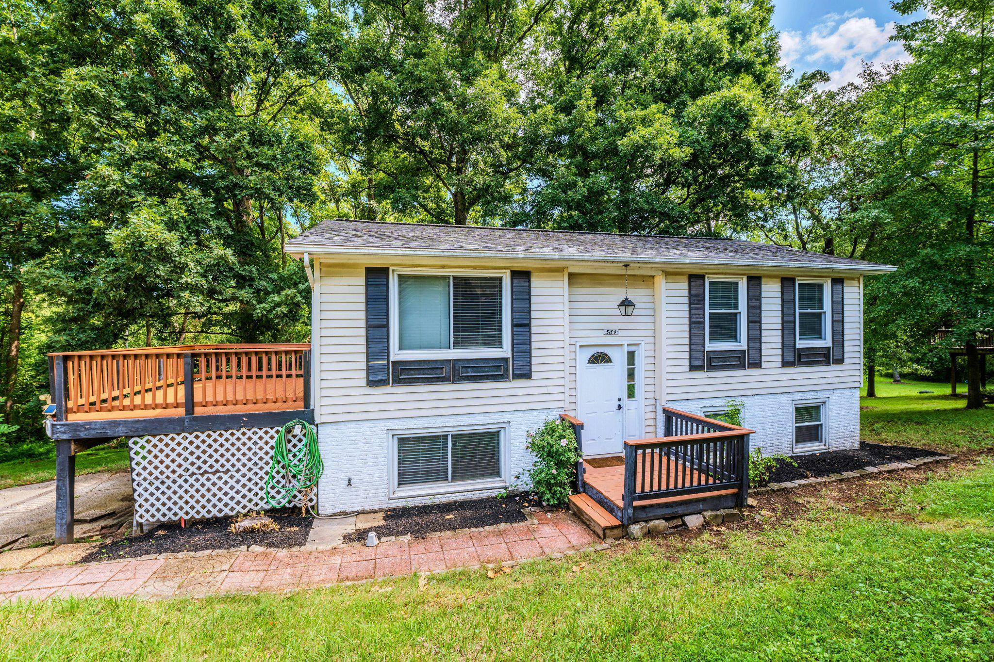584 Rockbridge Dr SE — photo