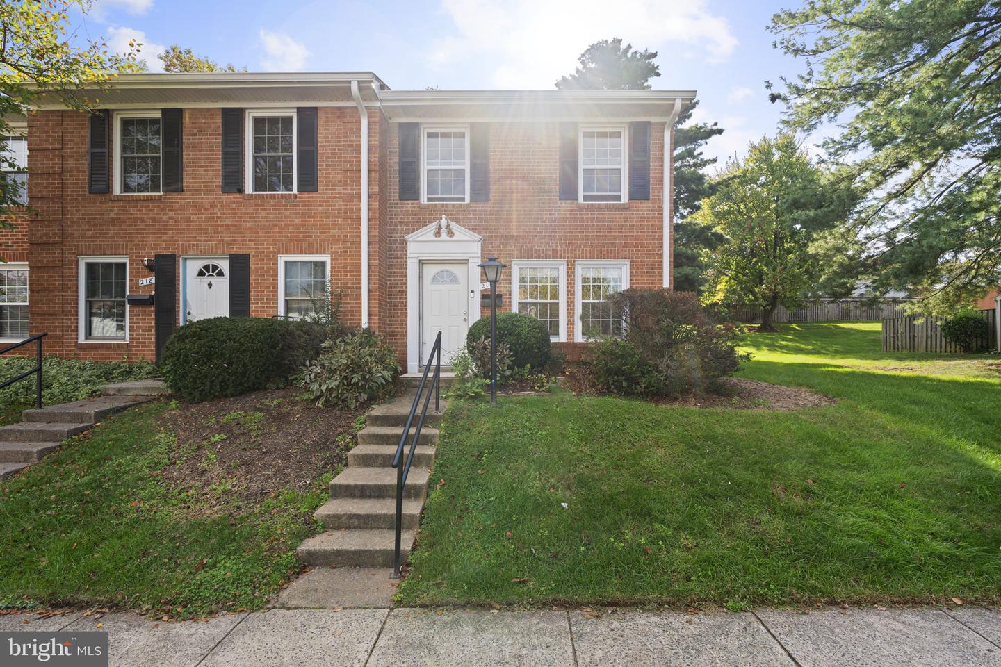 216 N Auburn Dr — photo