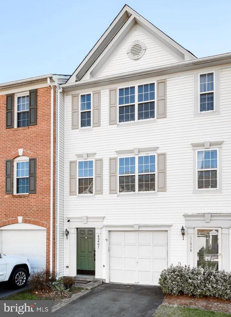 45461 Bluemont Junction Sq — photo