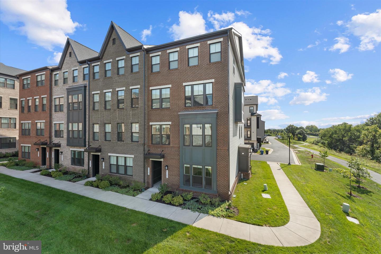 43347 Goshen Run Sq — photo