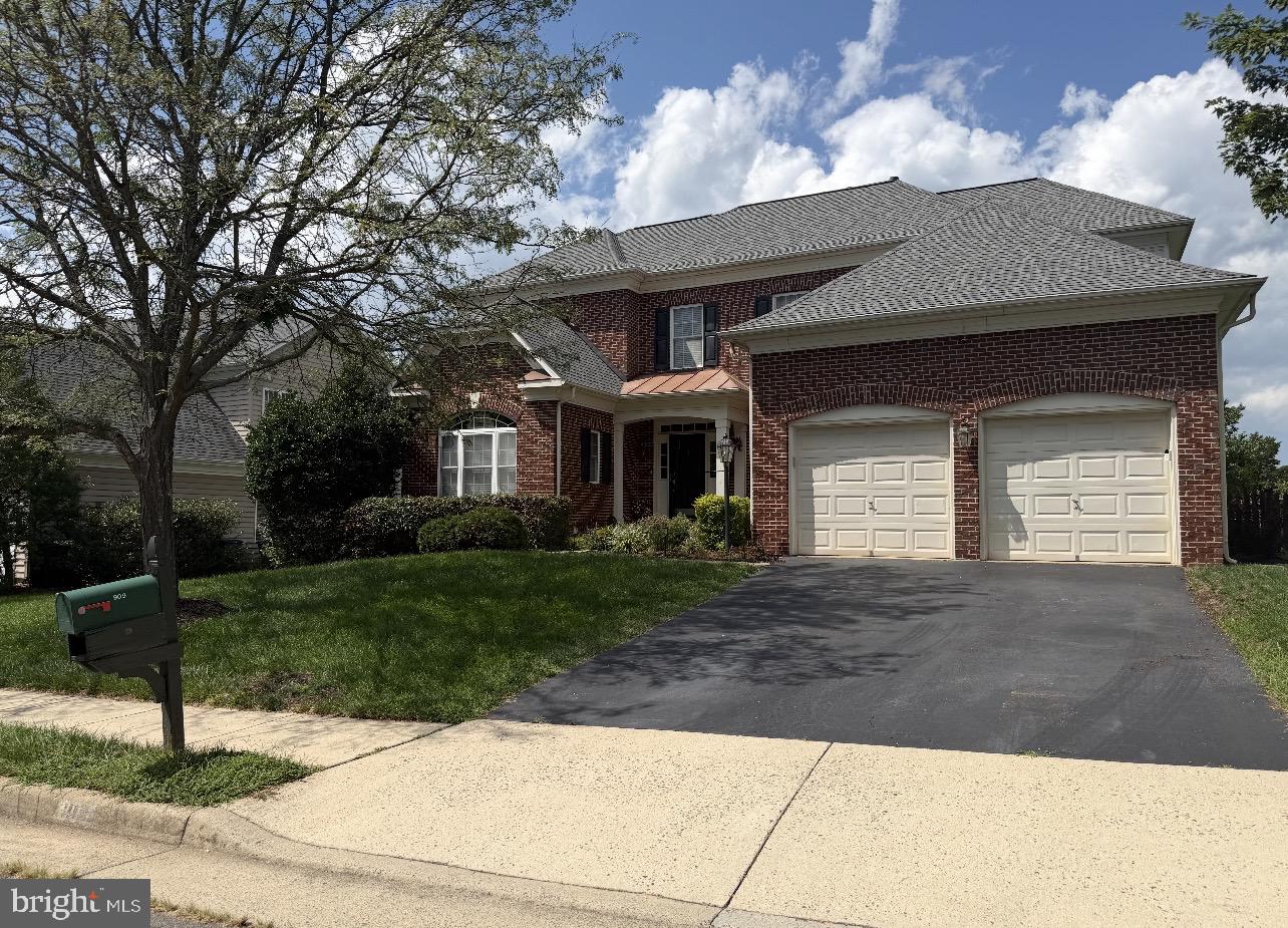 909 Tinsman Dr NE — photo
