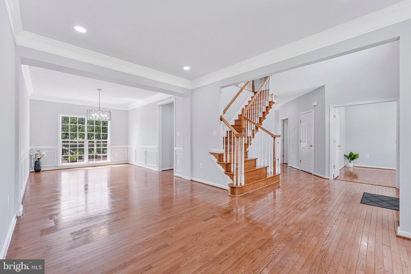 44221 Navajo Dr — photo