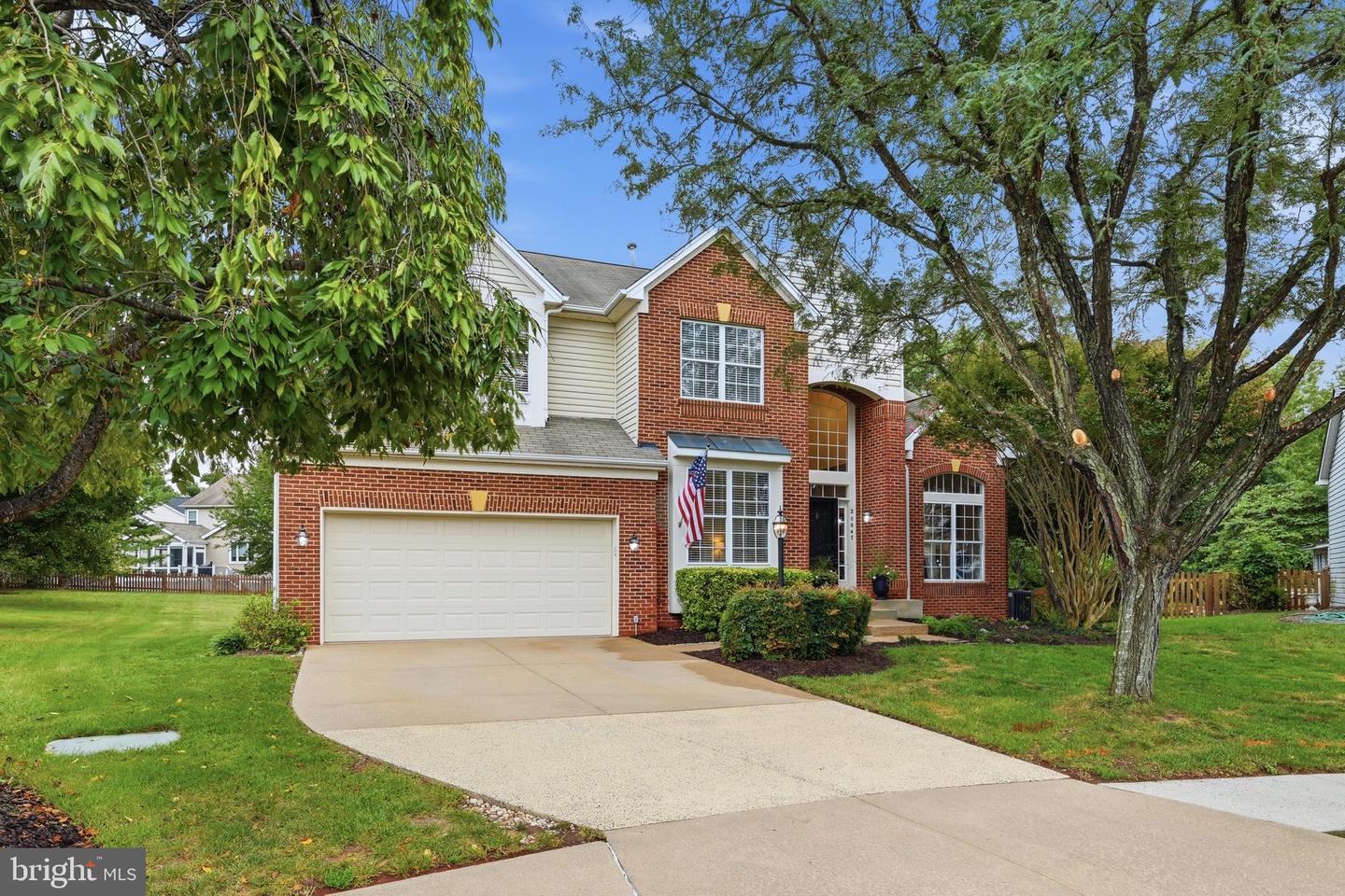 20847 Shy Beaver Ct — photo
