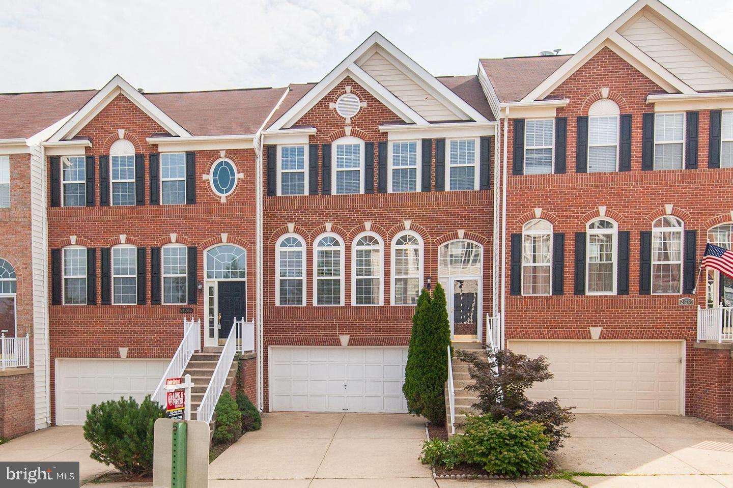 21264 Victorias Cross Ter — photo
