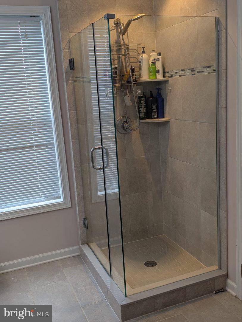 43174 Luttrell Sq — photo