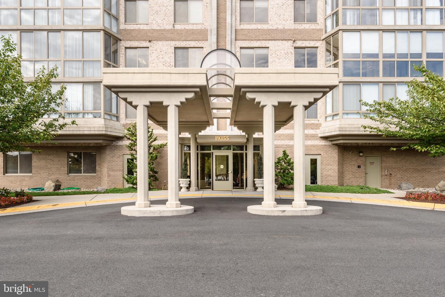 19355 Cypress Ridge Ter #210 — photo