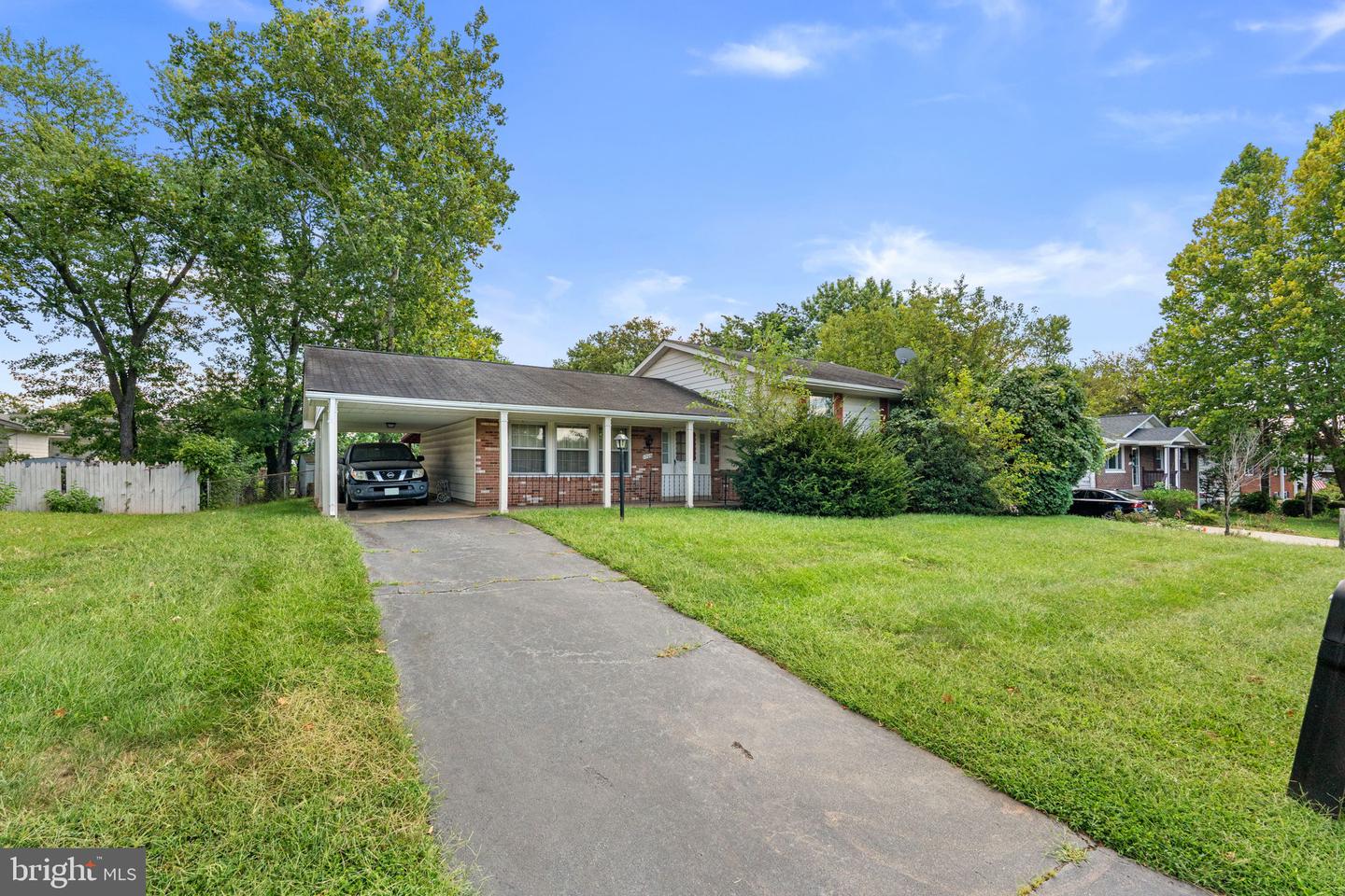 1706 N Sterling Blvd — photo